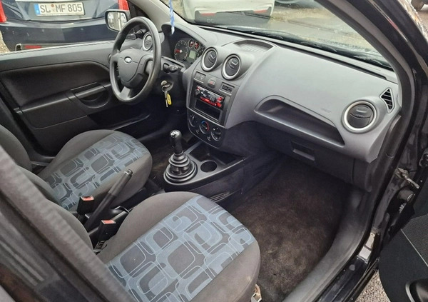 Ford Fiesta cena 11000 przebieg: 142969, rok produkcji 2006 z Oborniki Śląskie małe 154